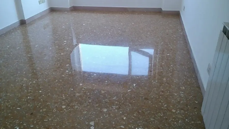 Pavimenti in graniglia e arredo moderno: un’abbinata che convince 