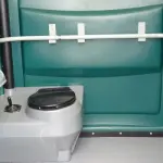 Noleggio Bagni chimici con docce per cantieri ed eventi