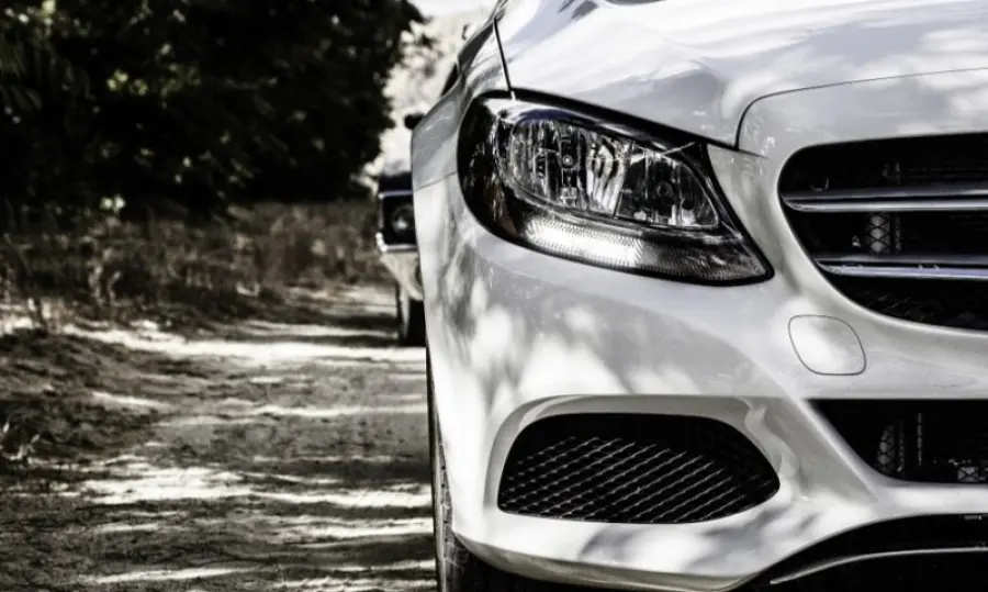 Come preparare un’auto per il trasporto: breve guida su come organizzarsi per spedire un veicolo