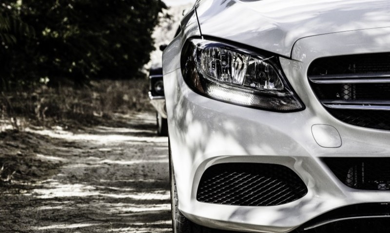 Come preparare un’auto per il trasporto: breve guida su come organizzarsi per spedire un veicolo